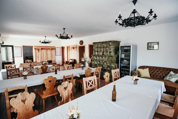 Somlo Kolonics Kuria Hotel Somlovasarhely ภายนอก รูปภาพ